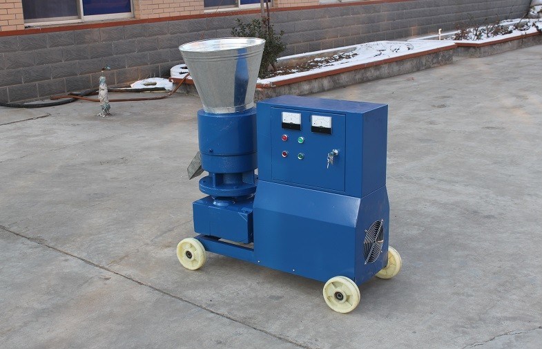 Flat Die Biomass Wood Pellet Machines / Making Wood Pellets At Home