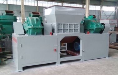 China Shred Wood Pallet Wood Crusher Machine 3-6T/H Capacity supplier